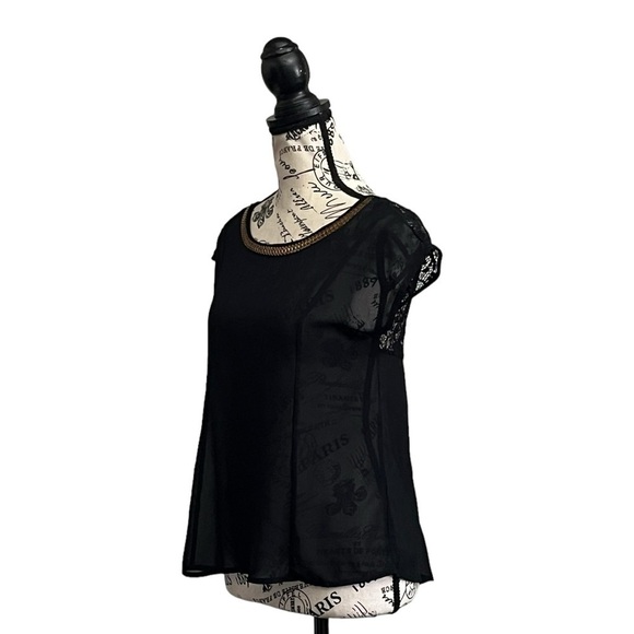 B. Envied Women’s Black Sheer Lace Top Size M Gold Chain Crew Neck Goth Grunge - Picture 3 of 10
